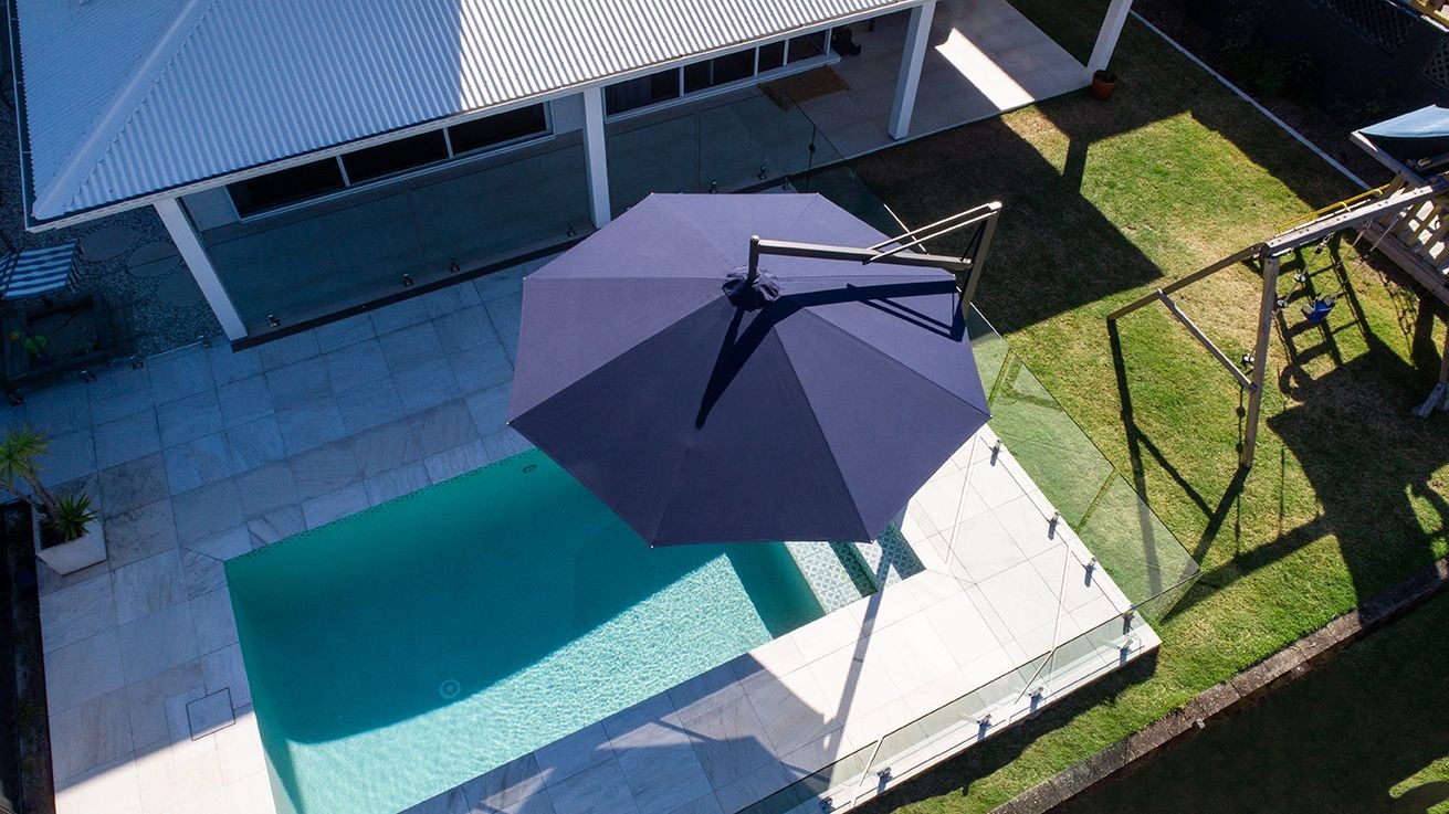 Revolvashade Deluxe Cantilever