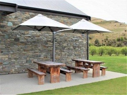 Flexshade cantilever